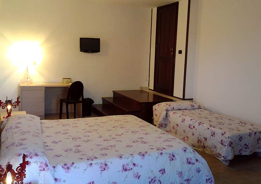 Borgo Pida room
