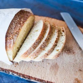 Pane fresco a fette - Colazione a Borgo Pida